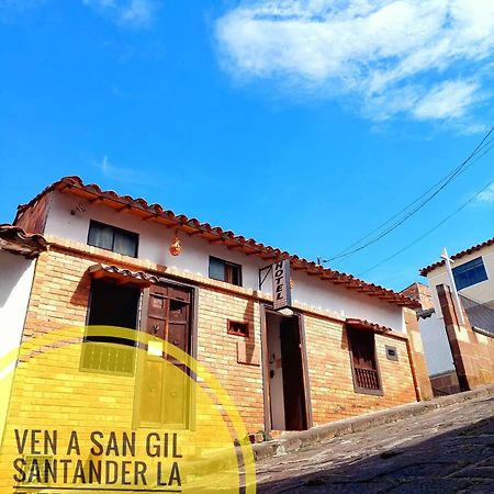 Santander Aleman Hostel San Gil Exterior foto